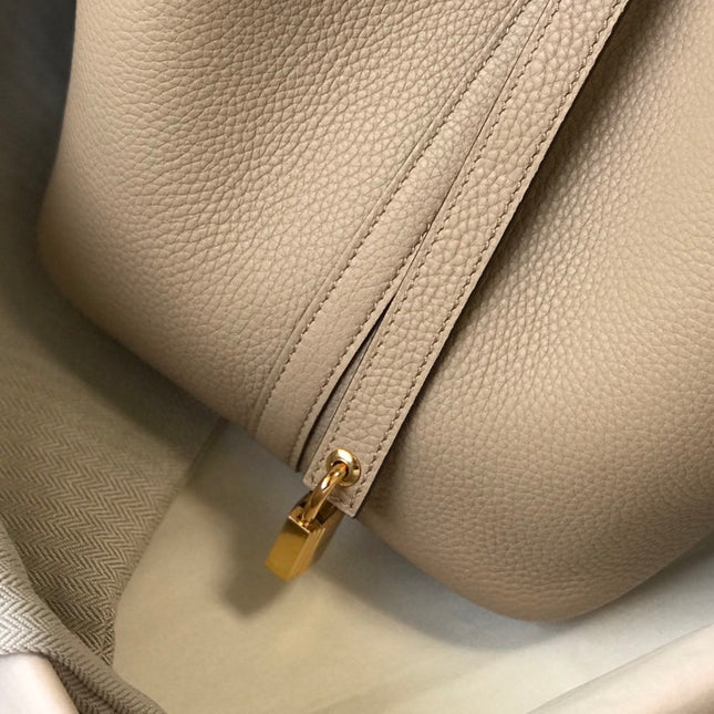 picotin lock 18 light beige togo ghw