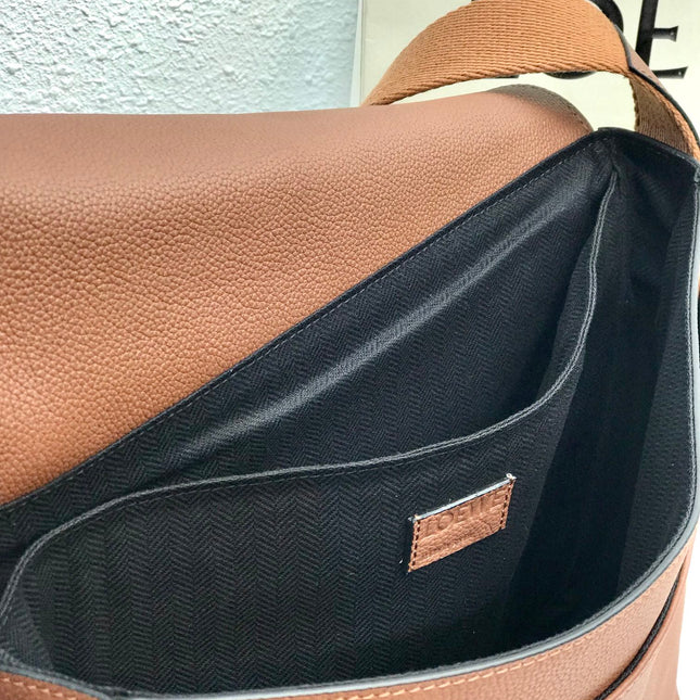 LOE 33 XS MILITARY MESSENGER BAG IN WINTER BROWN CALFSKIN AND JACQUARD