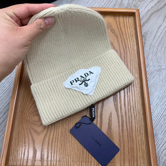 BEANIE HAT IN BISQUE BEIGE WOOL 431355