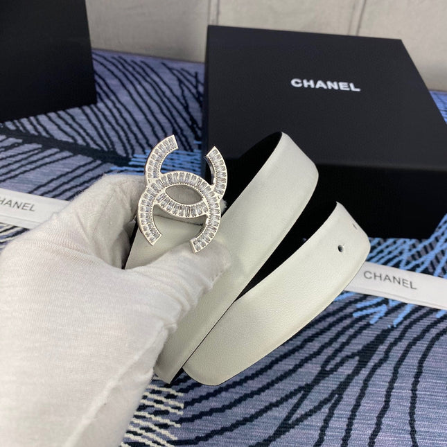 CHANEL 25S BELT 30 MM IN WHITE CALFSKIN WITH SILVER HARDWARE 615098