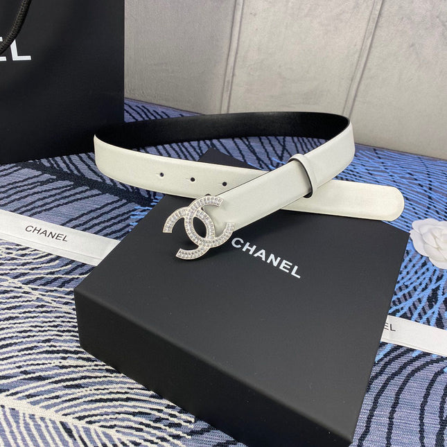 CHANEL 25S BELT 30 MM IN WHITE CALFSKIN WITH SILVER HARDWARE 615098