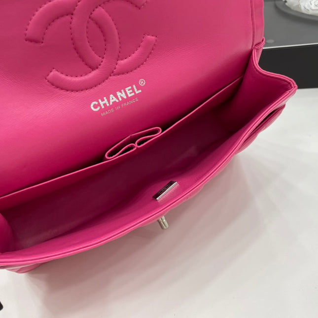 CC 25 CLASSIC SMALL DOUBLE FLAP BAG IN BRIGHT PINK CALFSKIN WITH STRAP
