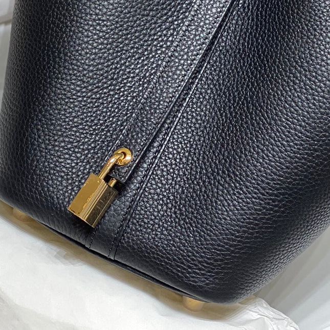 picotin lock 18 black togo ghw