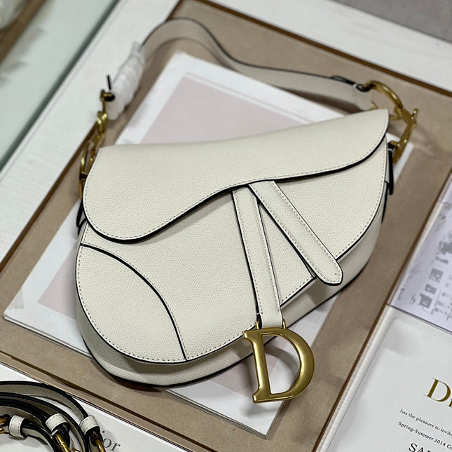 DIOR 26S SADDLE BAG 19 IN WHITE CALFSKIN