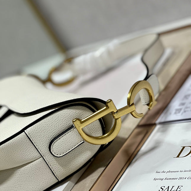 DIOR 26S SADDLE BAG 25 IN WHITE CALFSKIN