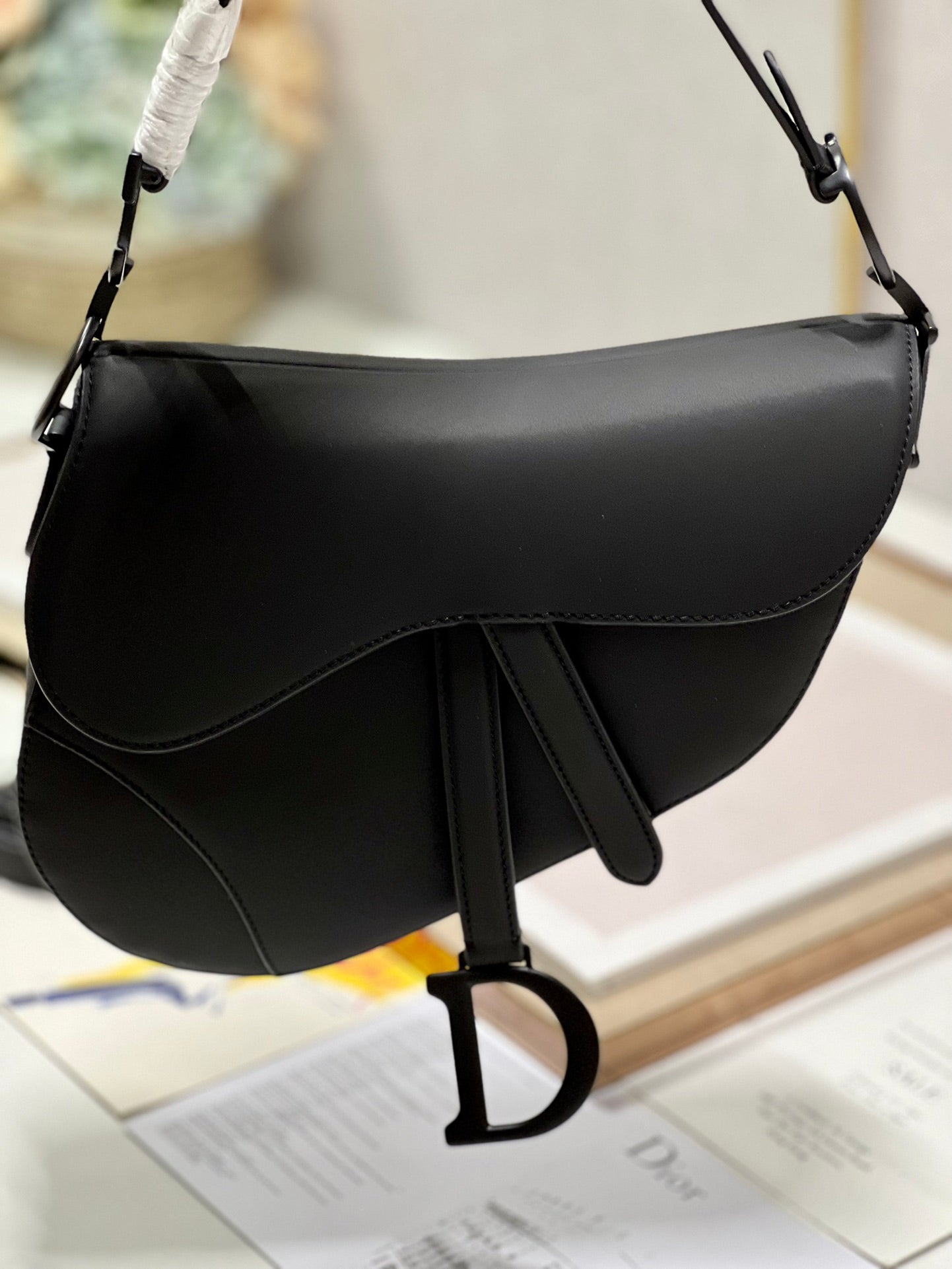 DIOR 26S SADDLE BAG 25 IN BLACK CALFSKIN