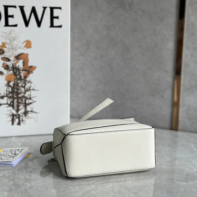 LOE MINI 18 PUZZLE BAG IN WHITE CALFSKIN