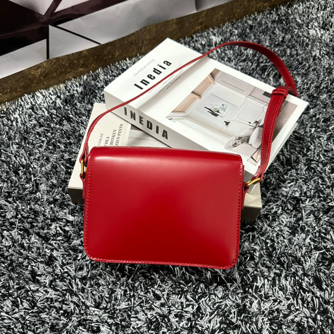 TRIOMPHE TEEN 18 CHERRY RED COWHIDE LEATHER