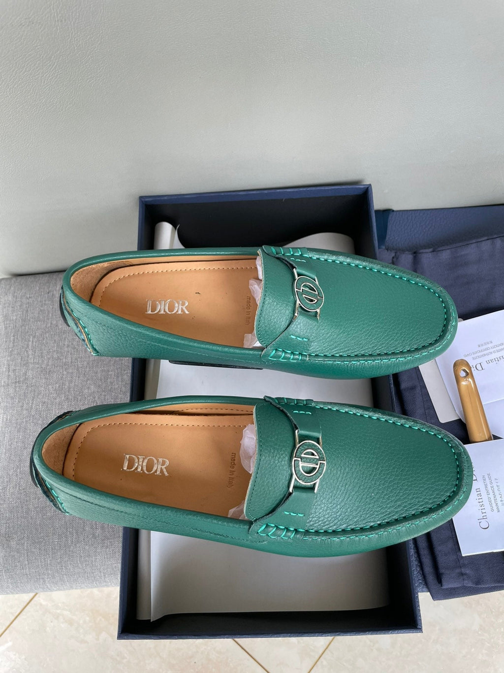 CD JUAL ICON BUCKLE LOAFER PINE GRAINED CALFSKIN