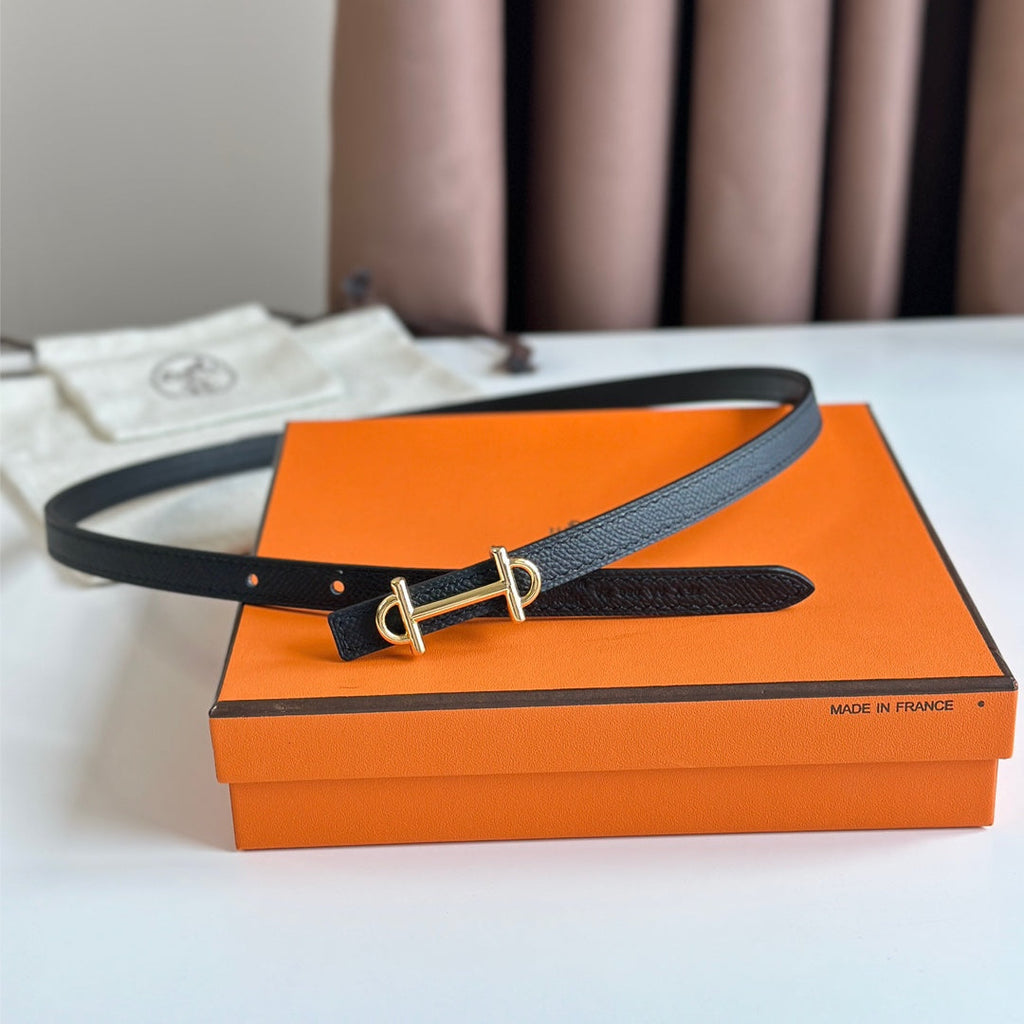 HM GAMMA BUCKLE & REVERSIBLE BLACK LEATHER STRAP 13MM GOLD HARDWARE