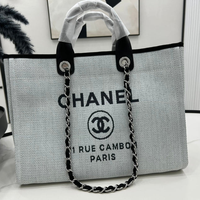 CC DEAUVILLE LARGE 38 TOTE BAG IN LIGHT GREY CANVAS WITH BLACK LOGO