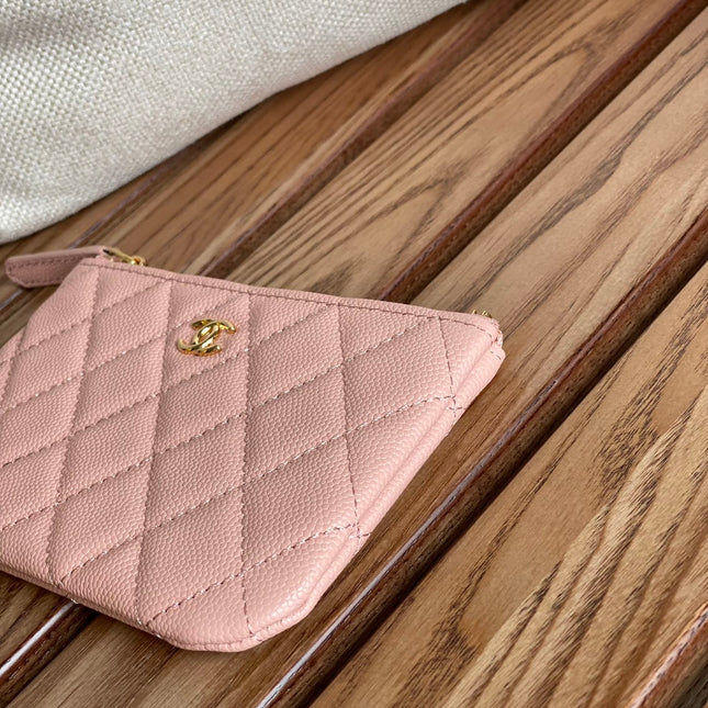 CC CLASSIC SMALL 15 ZIPPED POUCH IN LIGHT PINK GRAINED CALFSKIN