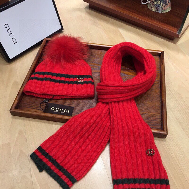SET SCARF AND HAT IN CHERRY RED WOOL AND CASHMERE 945029