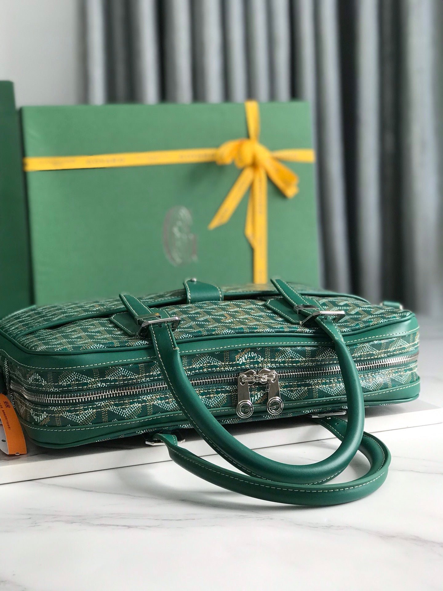 AMBASSADE DOCUMENT CASE 35 IN GREEN GOYARDINE CANVAS
