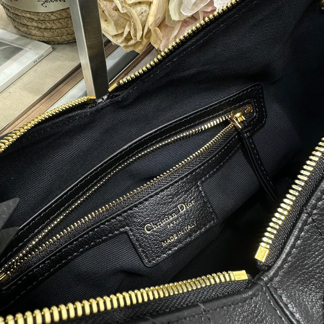 DIOR 26S VOYAGE BAG 28 IN BLACK CALFSKIN