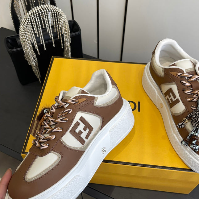 FENDI 25S SNEAKERS 50 MM IN BROWN SYNTHETIC LEATHER WITH CHARM