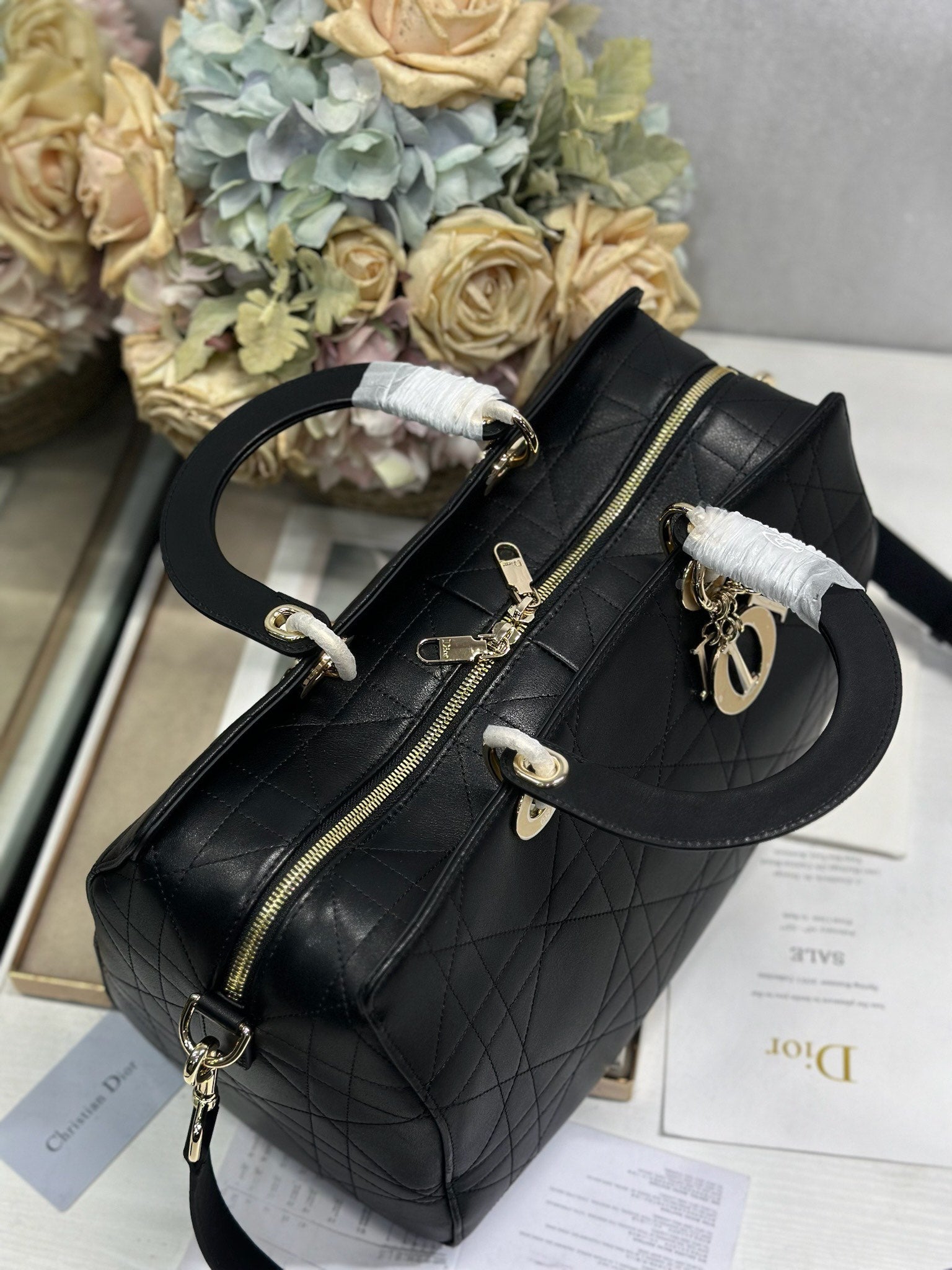 DIOR 26S CANNAGE GRANVILLE 34 IN BLACK CALFSKIN