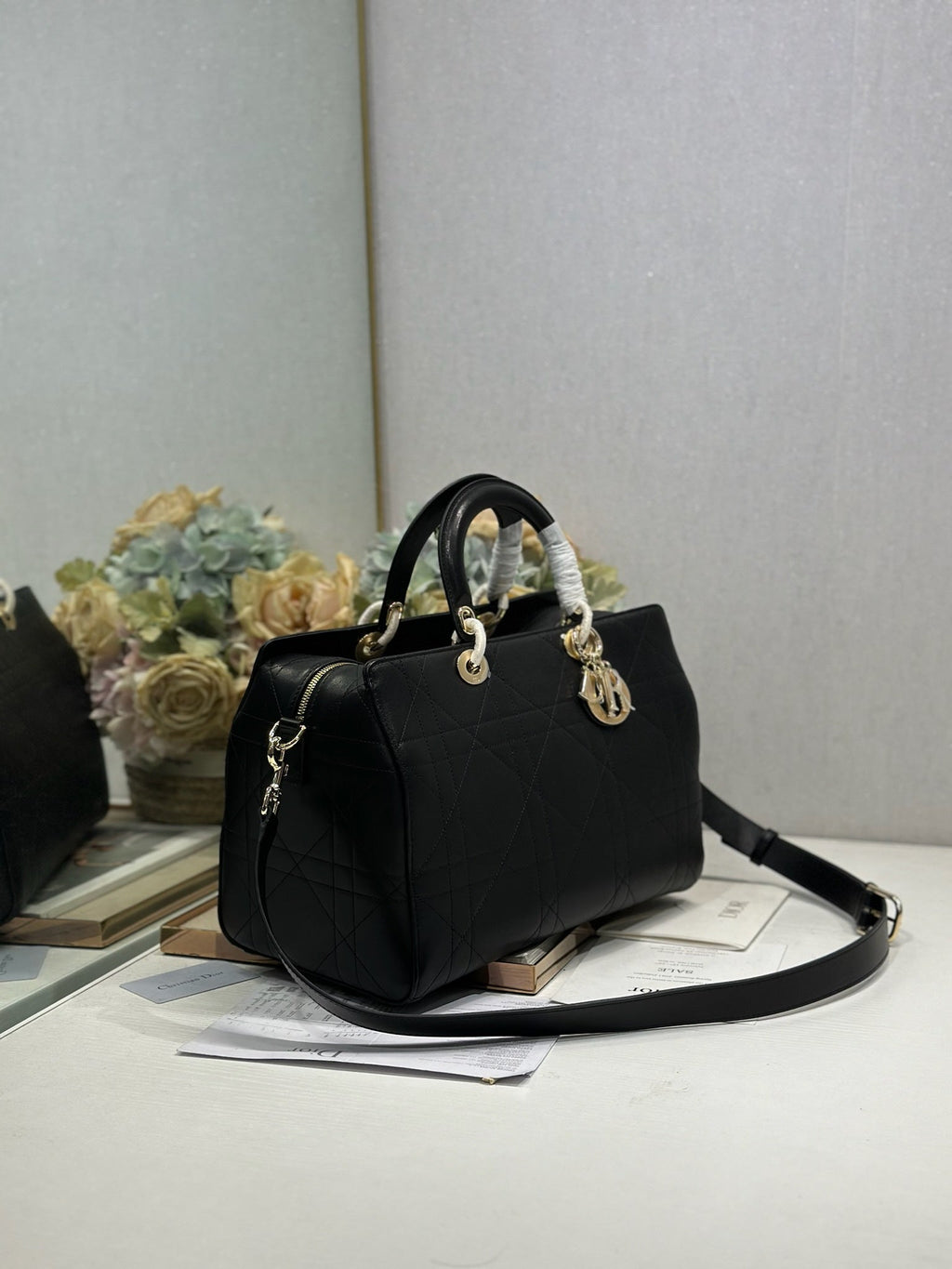 DIOR 26S CANNAGE GRANVILLE 34 IN BLACK CALFSKIN