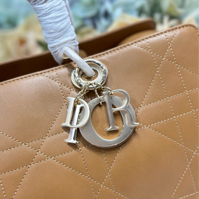 DIOR 26S CANNAGE GRANVILLE BAG 34 IN LIGHT BROWN CALFSKIN