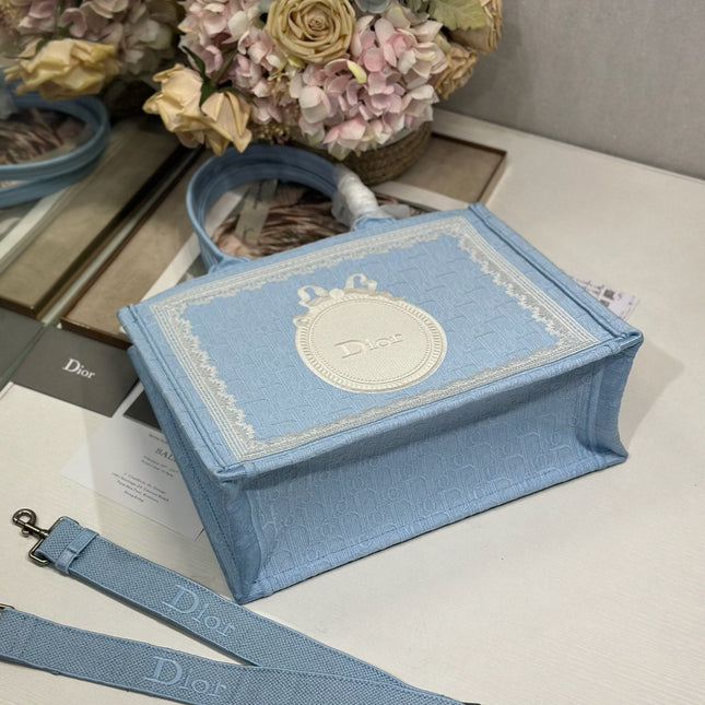 DIOR 26S BOOK TOTE BAG 36 IN BLUE AND WHITE LACE BAYADERE FABRIC