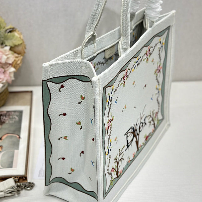 DIOR 26S BOOK TOTE BAG 42 IN WHITE BAYADERE FABRIC D-STRIPES EMBROIDERY
