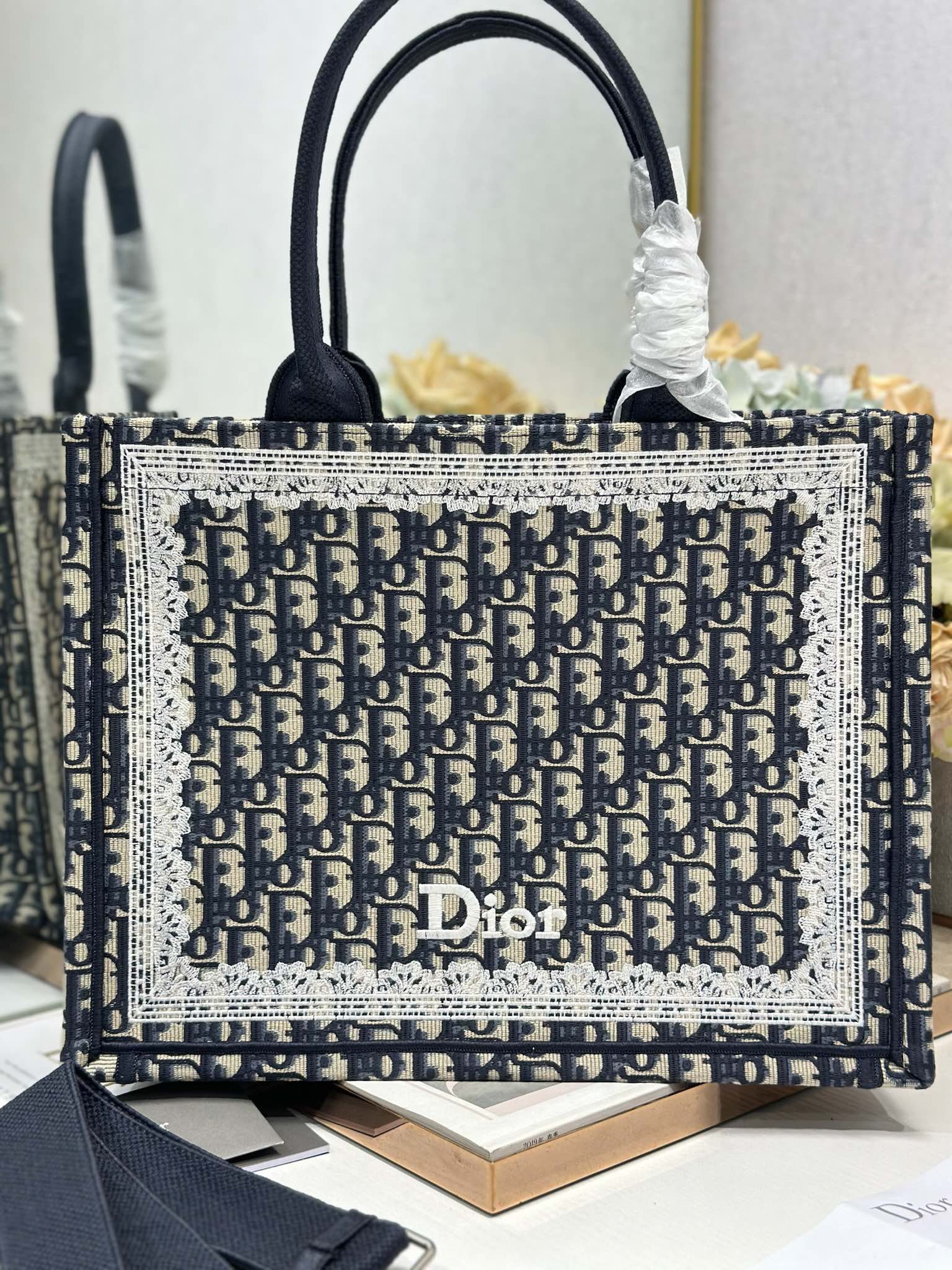 DIOR 26S BOOK TOTE BAG 36 IN NAVY BLUE AND BEIGE OBLIQUE FABRIC