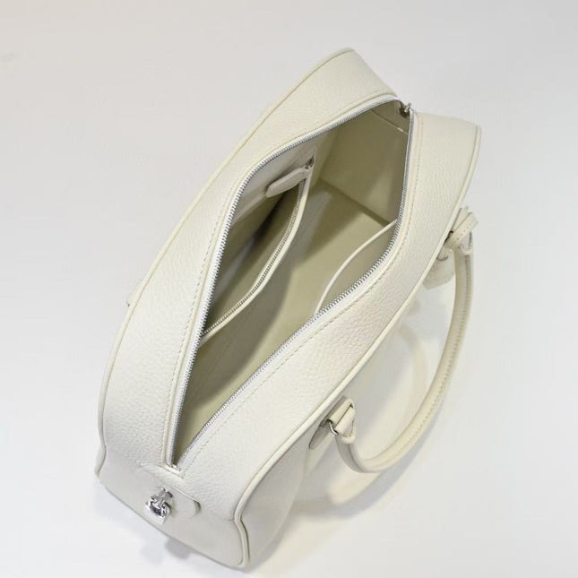 THE ROW INDIA TOTE BAG 32 IN CREAM CALFSKIN