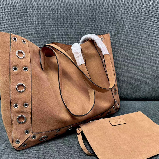 GARAVANI NELLCOTE SHOULDER BAG IN 40 BROWN SUEDE TP3