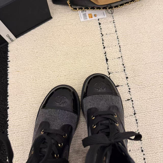 LACE-UP ANKLE BOOTS IN BLACK DENIM MIX CALFSKIN