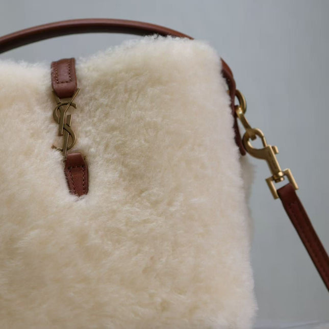 YSL LE 15 MINI SHEARLING BUCKET BAG IN CREAM BEIGE WITH LEATHER TRIM