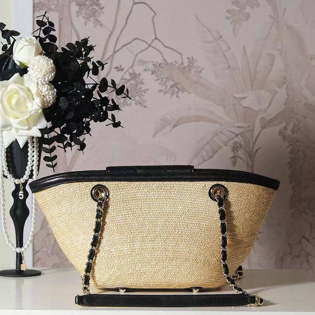 CHANEL TOTE BAG 36 IN BEIGE RAFFIA AND BLACK CALFSKIN