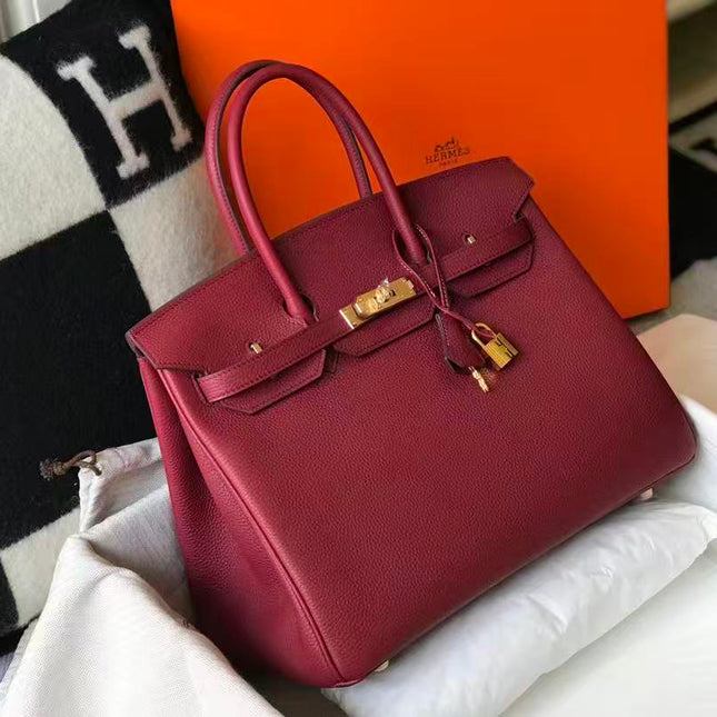 HM BIRKIN 35CM IN SCARLET RED CALFSKIN GOLD HARDWARE