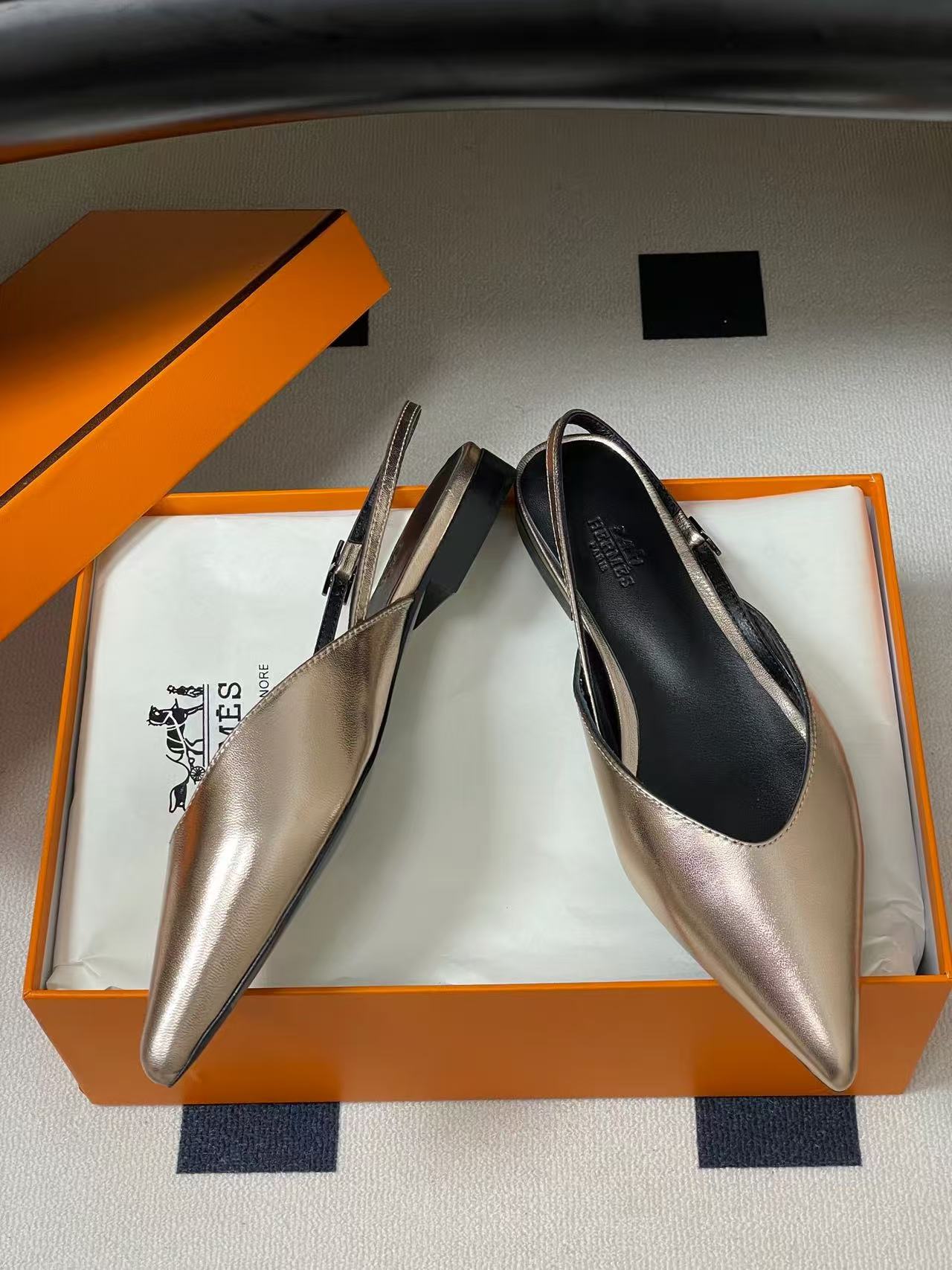HERMES 26S NICOLE BALLET FLAT SLINGBACK IN METALIC CALFSKIN