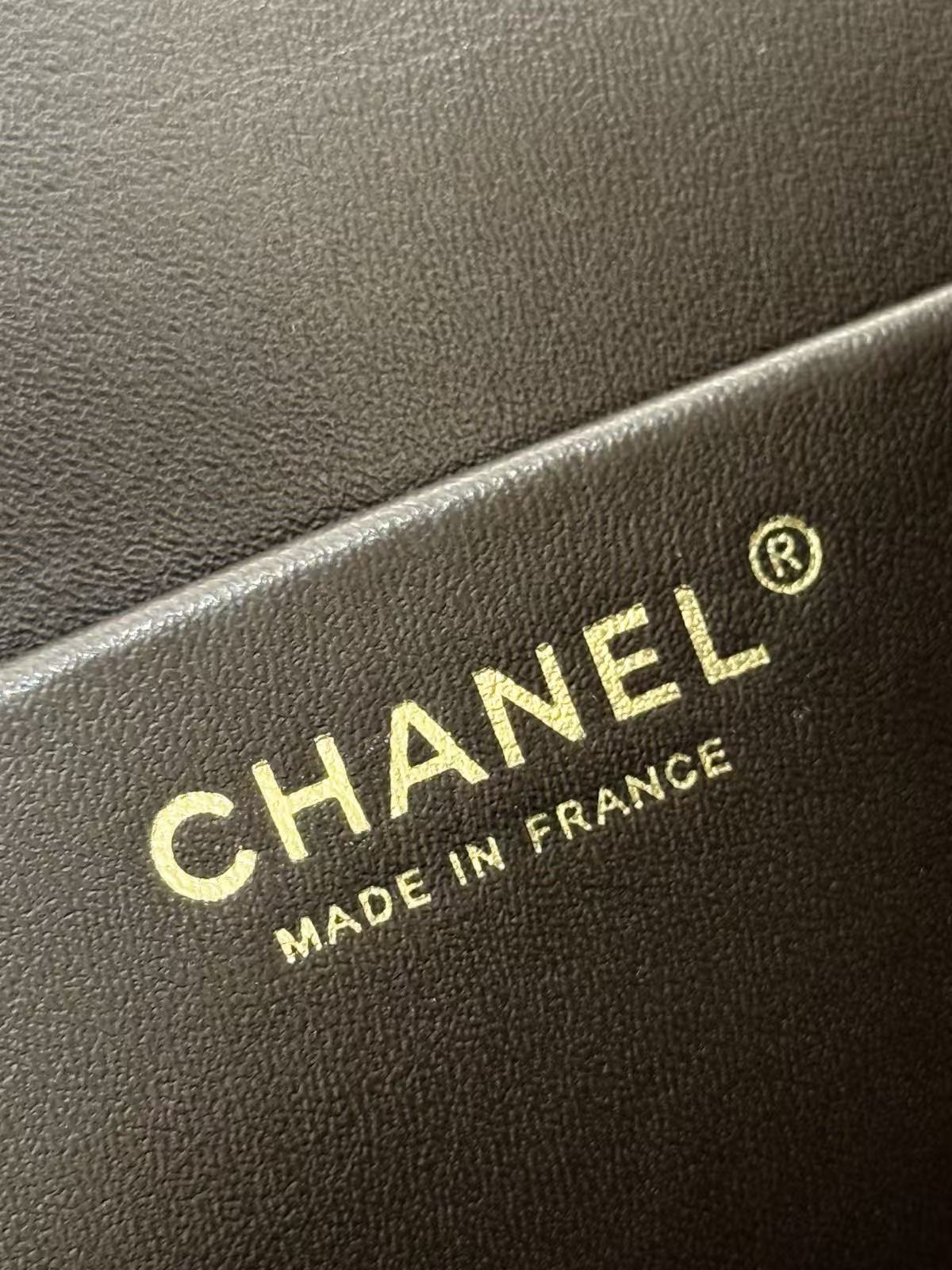 CHANEL 26 CLASSIC FLAP IN BROWN SUEDE 30726