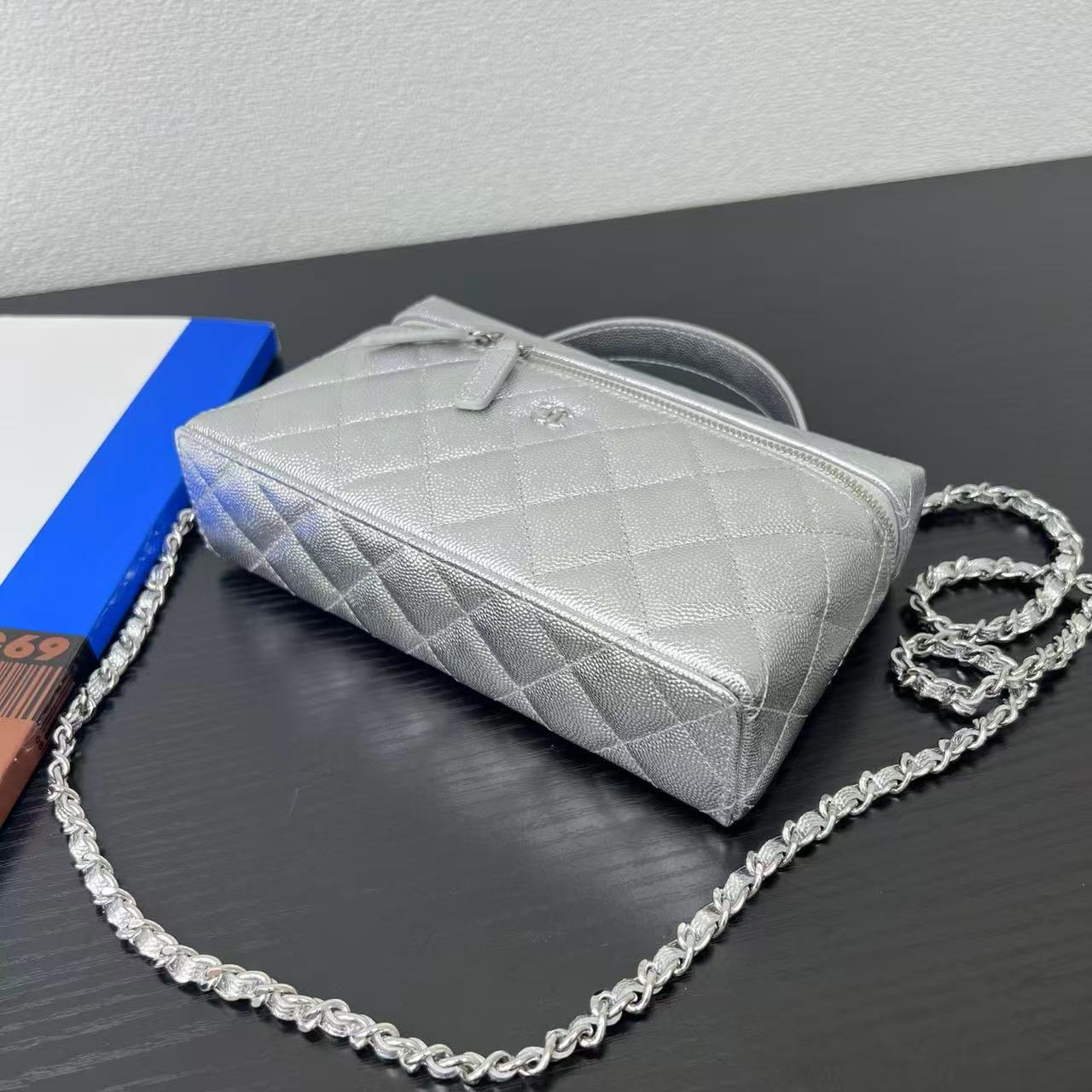 CHANEL 26S QUILTED VANITY CASE IN SILVER CAVIAR