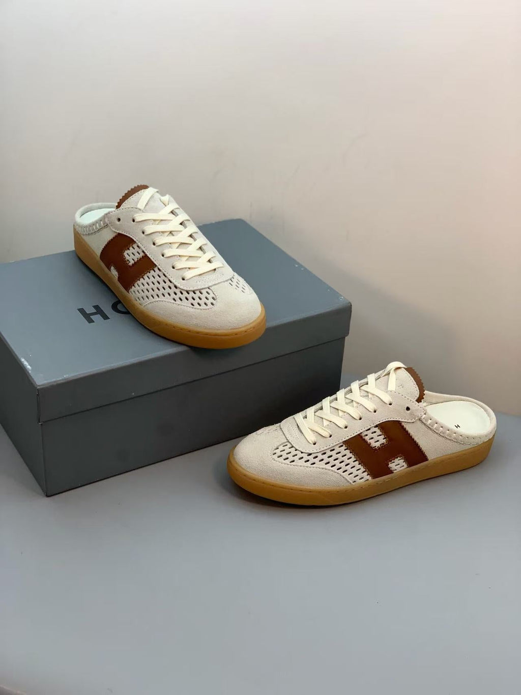 HERMES 26S H MOTIF LACE-UP MULE IN ECRU & BROWN SUEDE