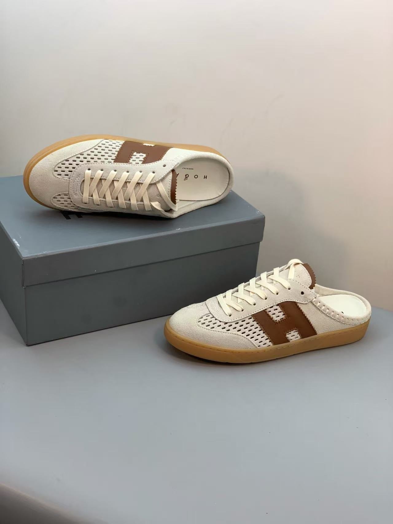 HERMES 26S H MOTIF LACE-UP MULE IN ECRU & BROWN SUEDE
