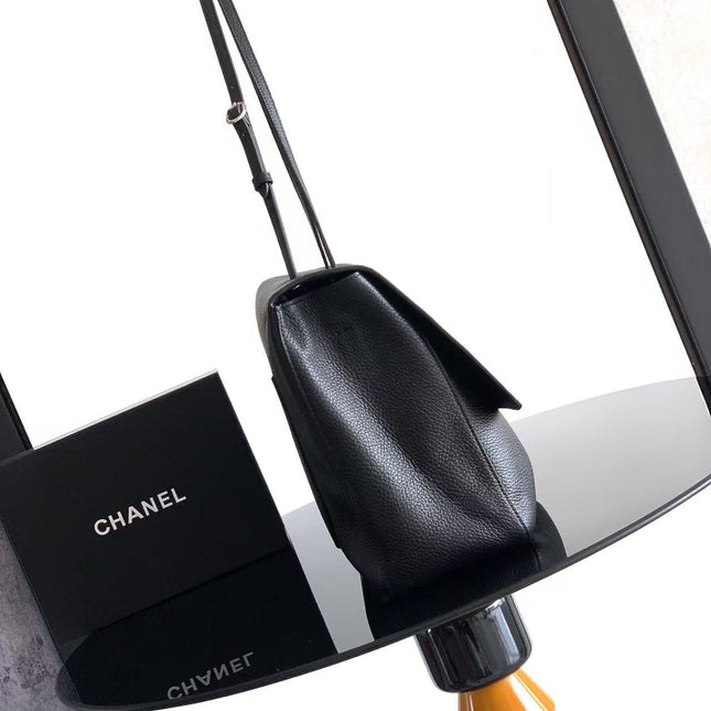 CHANEL 26S FLAP SHOULDER BAG IN BLACK CALFSKIN 13826