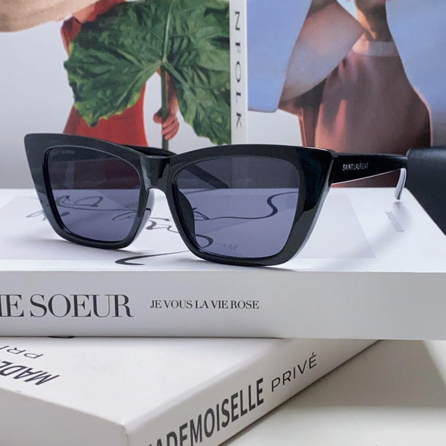 YSL SUNGLASSES IN BLACK ACETATE 652594
