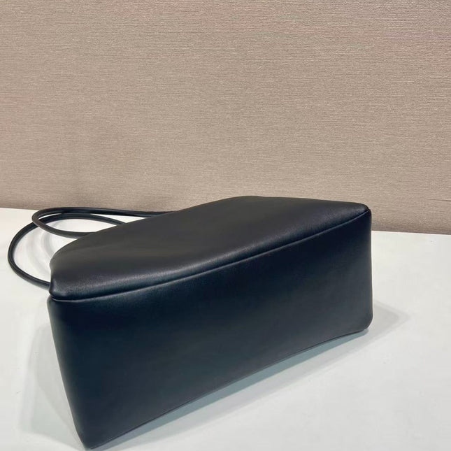 PRADA BONNIE HANDBAG 28 IN BLACK CALFSKIN