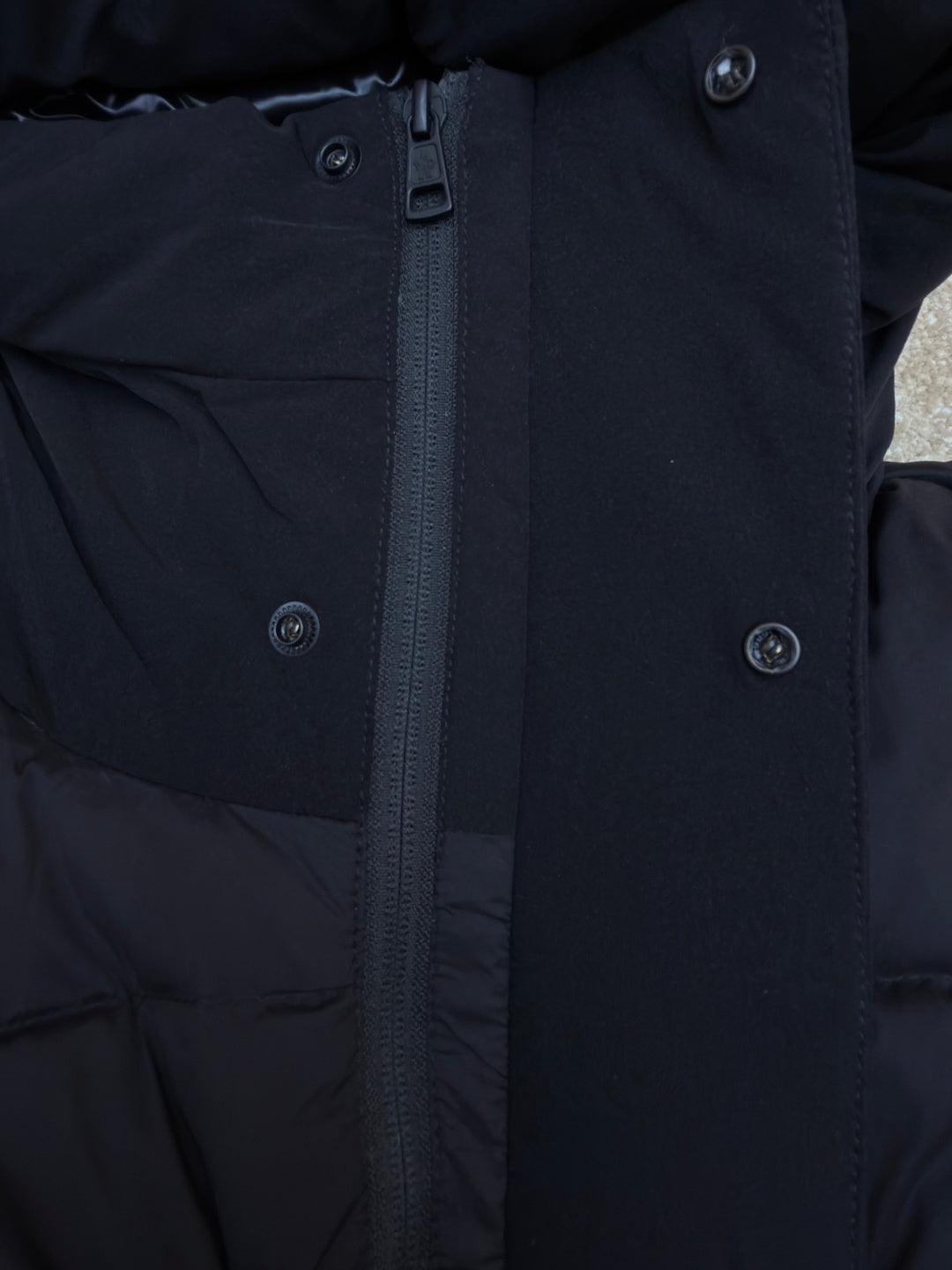 MONCLER 25S DOWN JACKET 217