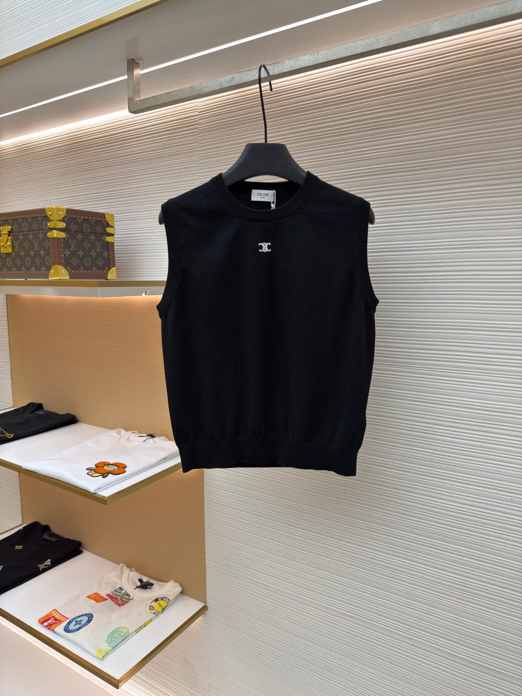 CELINE 26S SLEEVELESS SWEATER 482