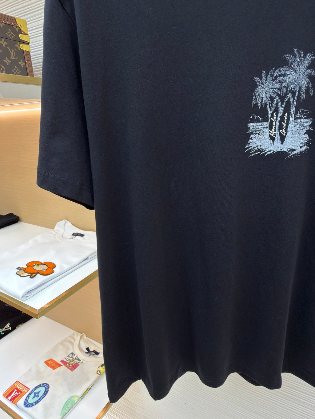 MONCLER 26S SHORT-SLEEVE T-SHIRT 685