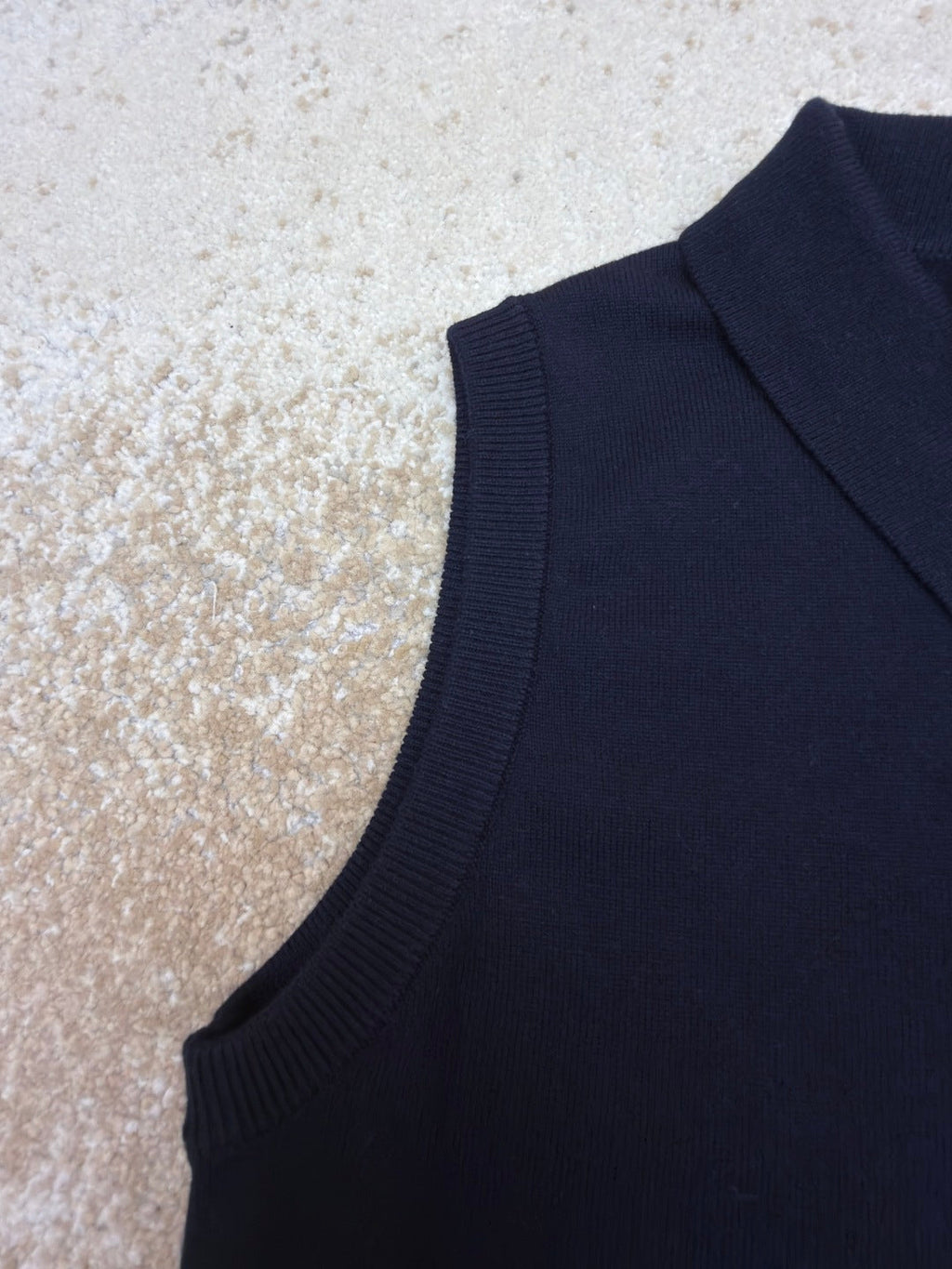 THOM 26S SLEEVELESS DRESS STYLE 226