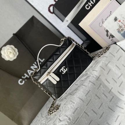 CHANEL 26S VANITY BAG 19 IN BLACK QUILTED LAMBSKIN SILVER HARDWARE
