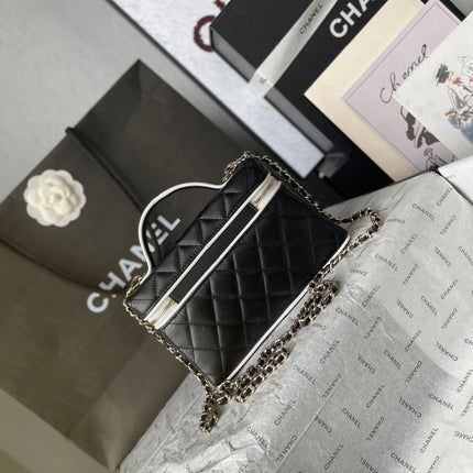 CHANEL 26S VANITY BAG 19 IN BLACK QUILTED LAMBSKIN SILVER HARDWARE