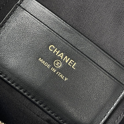 CHANEL 26S VANITY BAG 19 IN BLACK QUILTED LAMBSKIN SILVER HARDWARE