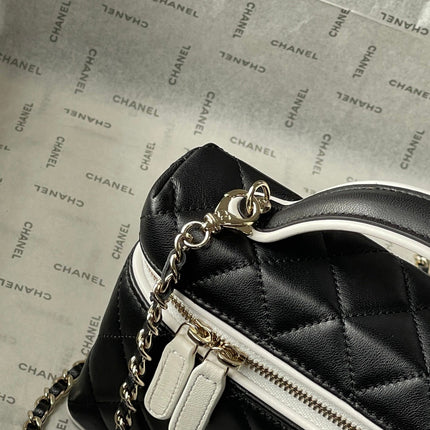 CHANEL 26S VANITY BAG 19 IN BLACK QUILTED LAMBSKIN SILVER HARDWARE