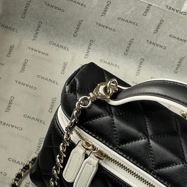 CHANEL 26S VANITY BAG 19 IN BLACK QUILTED LAMBSKIN SILVER HARDWARE