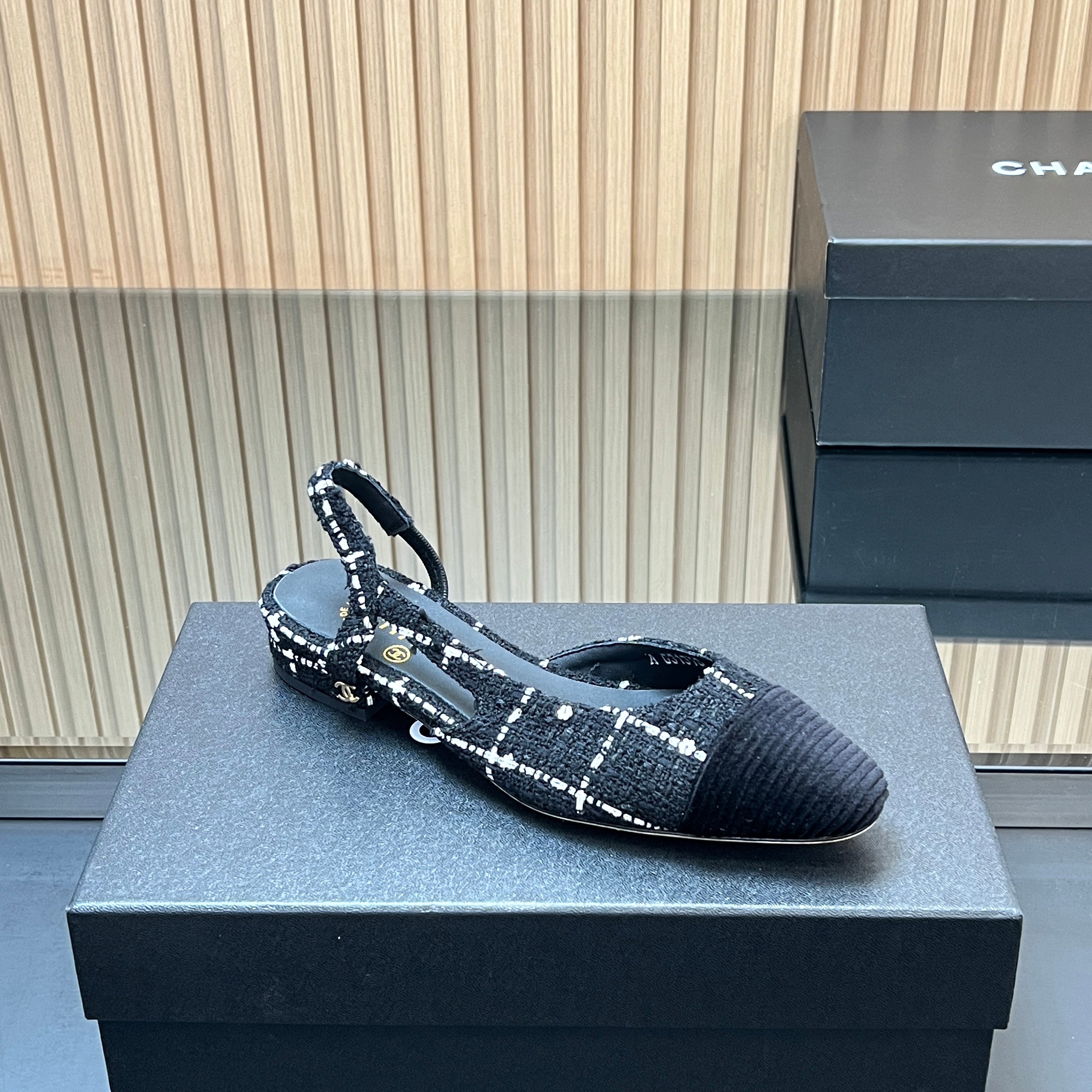 CHANEL 25S SLINGBACK FLATS SHOES IN BLACK TWEED
